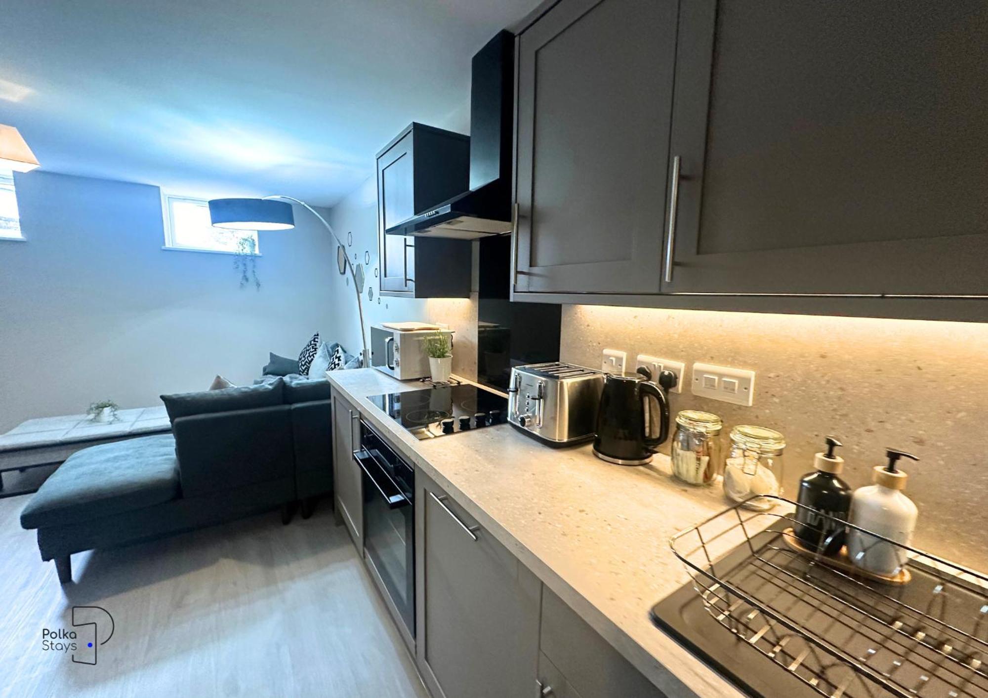Hanley, Stoke - Modern Spacious Apartments By Polkastays Eksteriør billede