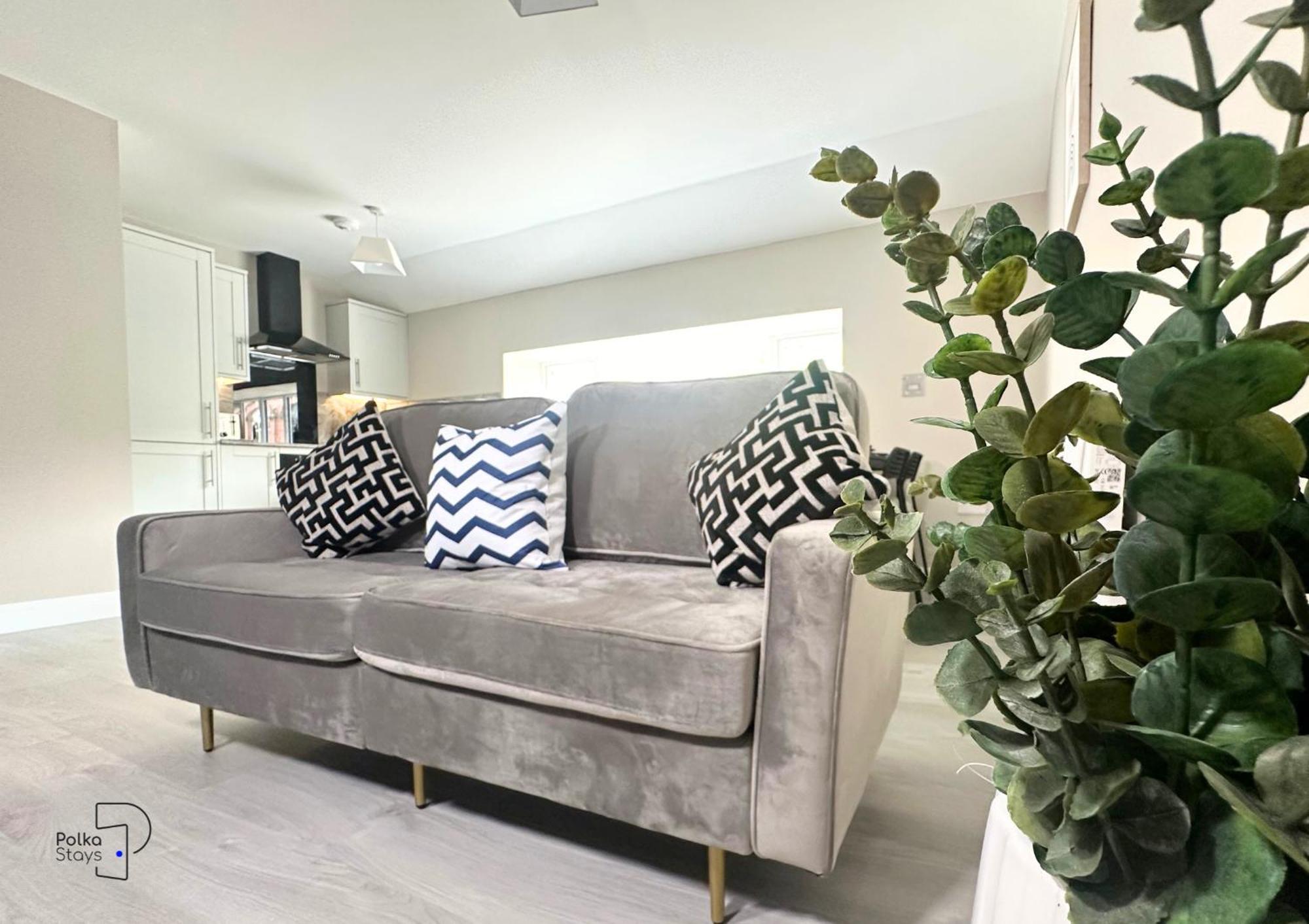 Hanley, Stoke - Modern Spacious Apartments By Polkastays Eksteriør billede